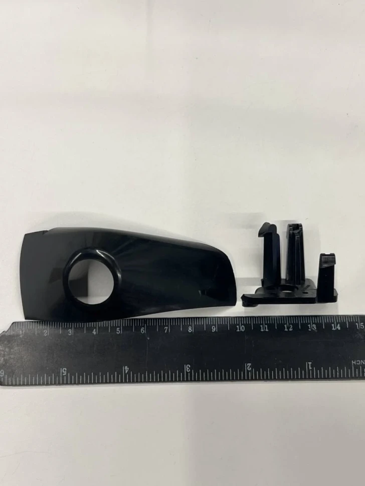 Адаптер под переднию камеру в решетку радиатора Toyota Camry 2018+